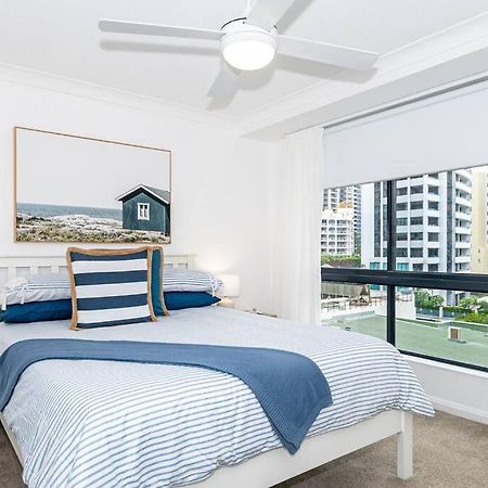 Broadbeach Victoria Square Gold Coast Extérieur photo